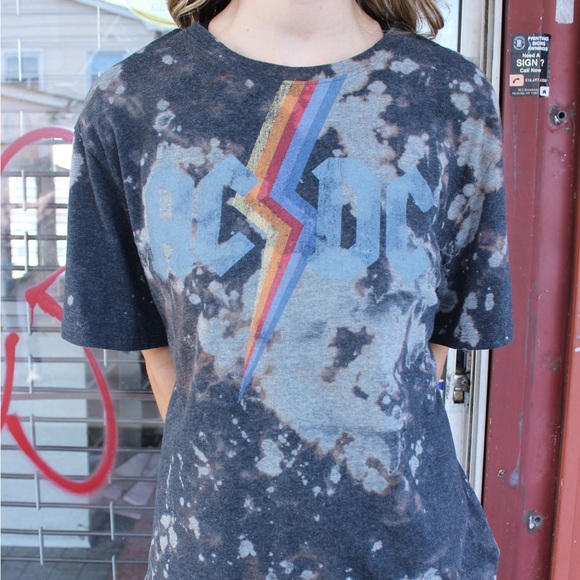 Reworked Bleached Vintage ACDC T-Shirt - Picture 2 of 3